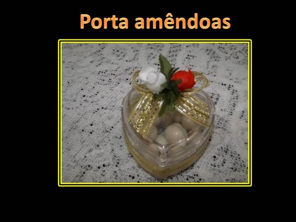 Porta Amêndoas